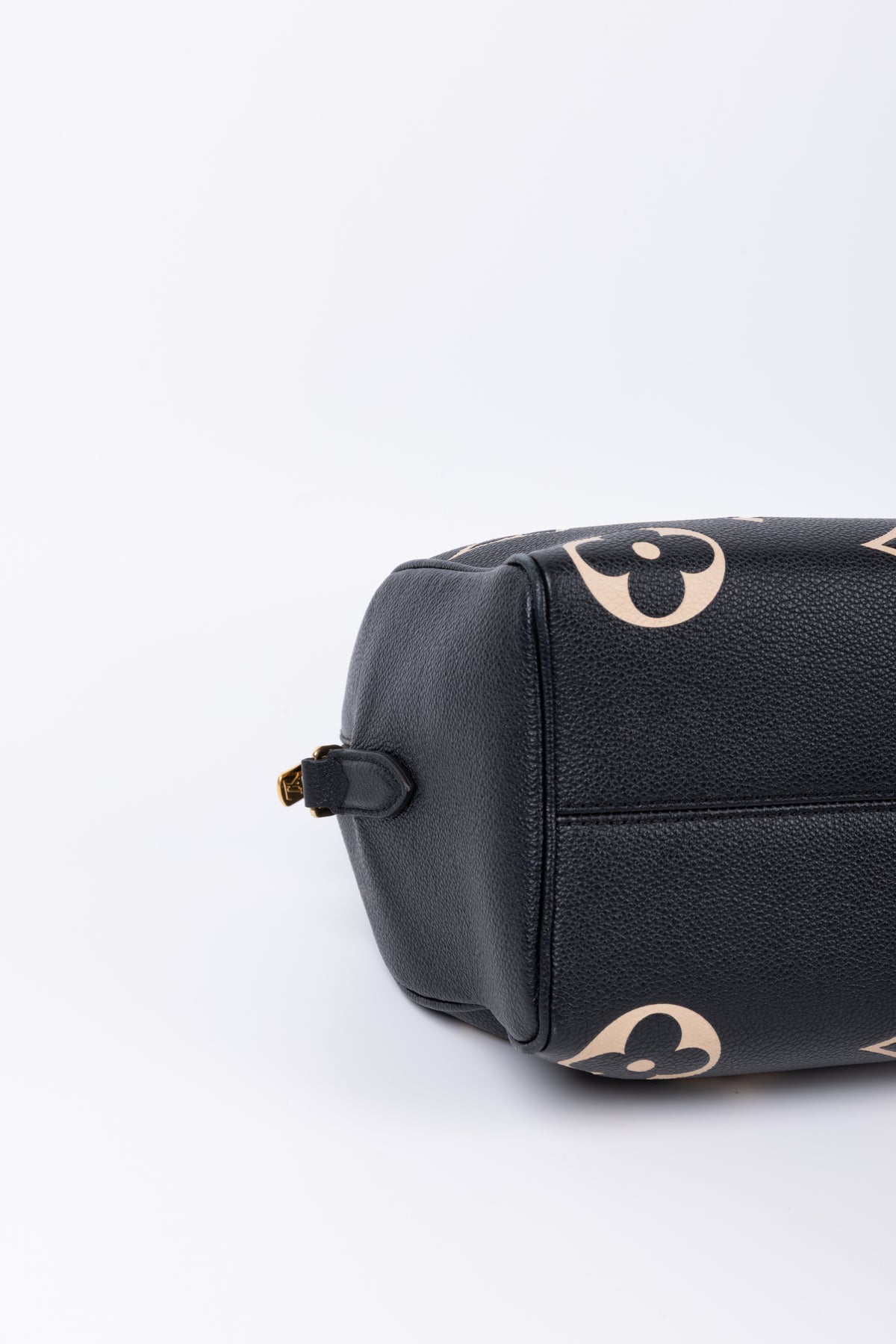 LOUIS VUITTON BANDOULIERE EMPREINTE BICOLOR