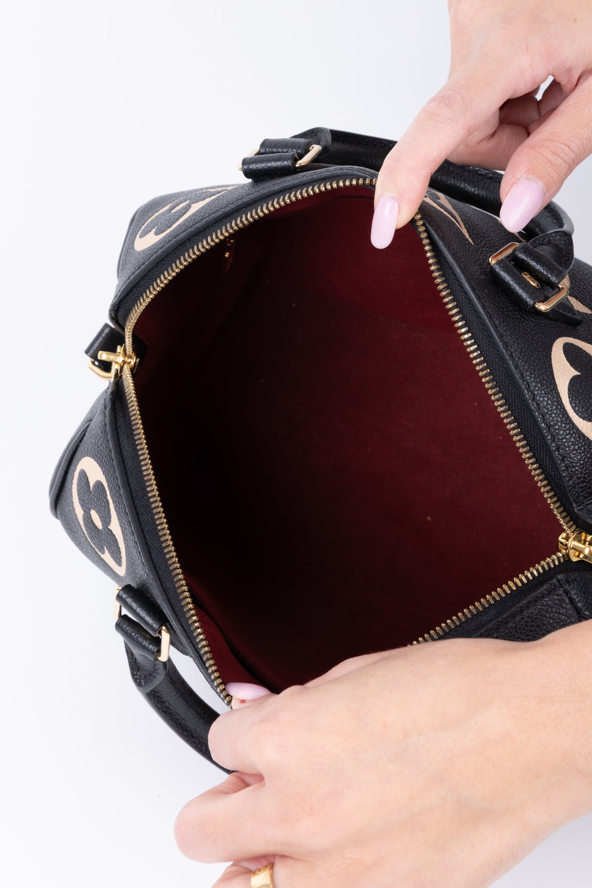 LOUIS VUITTON BANDOULIERE EMPREINTE BICOLOR