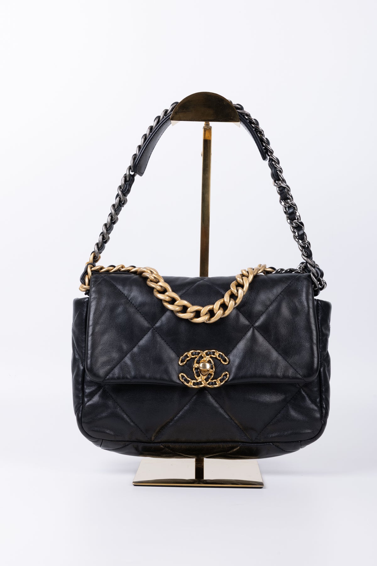 CHANEL19 SMALL