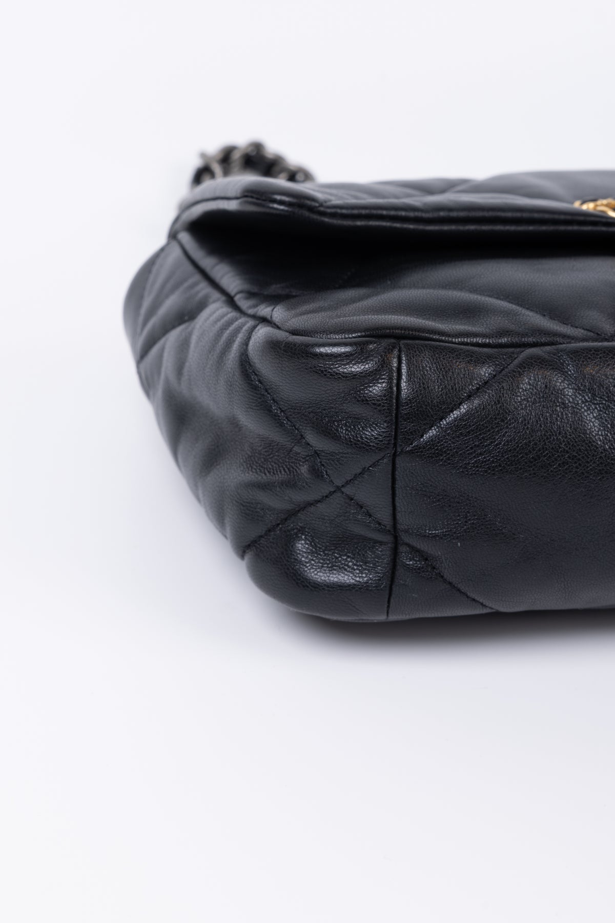 CHANEL19 SMALL