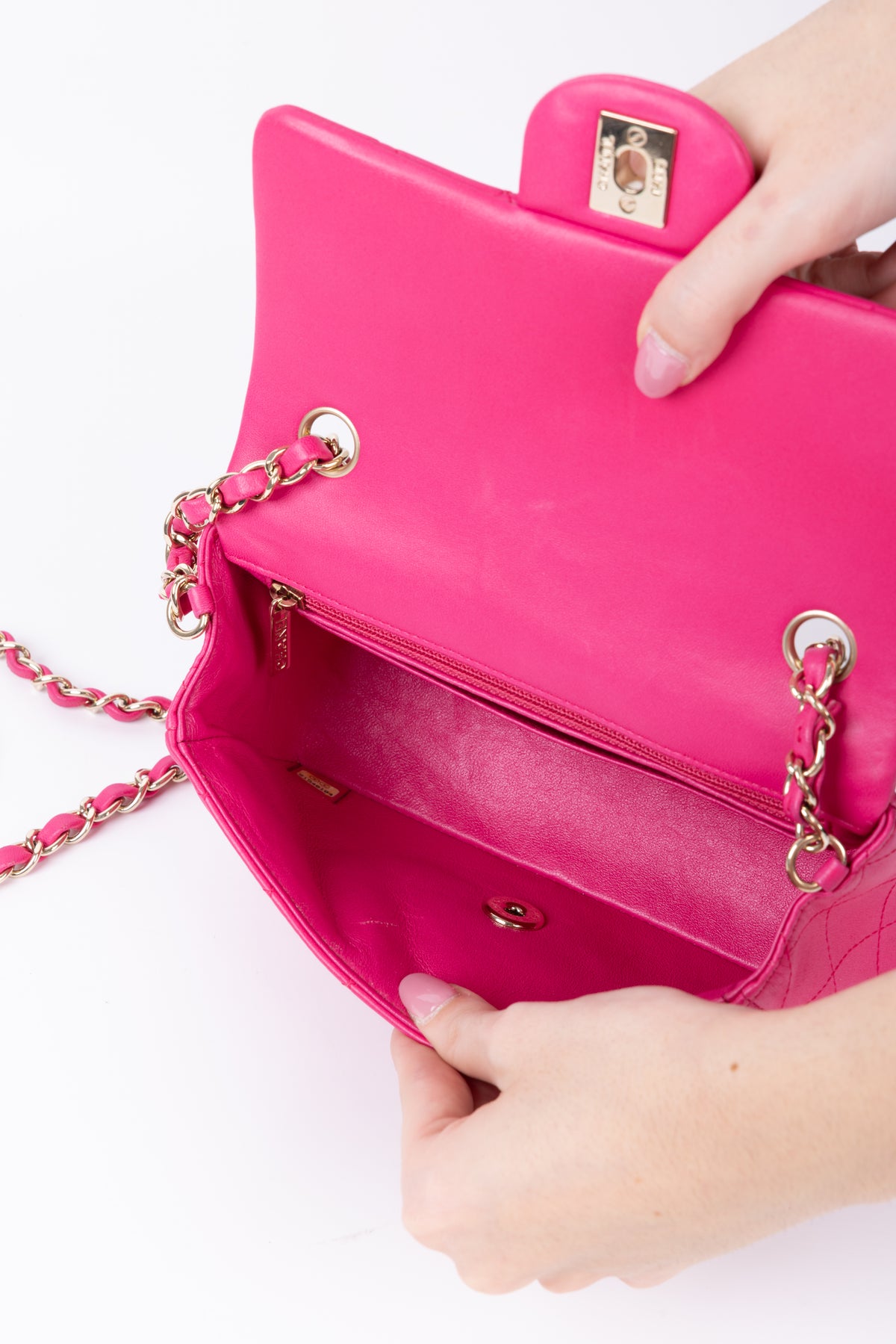 CHANEL RECTANGULAR FUCSIA