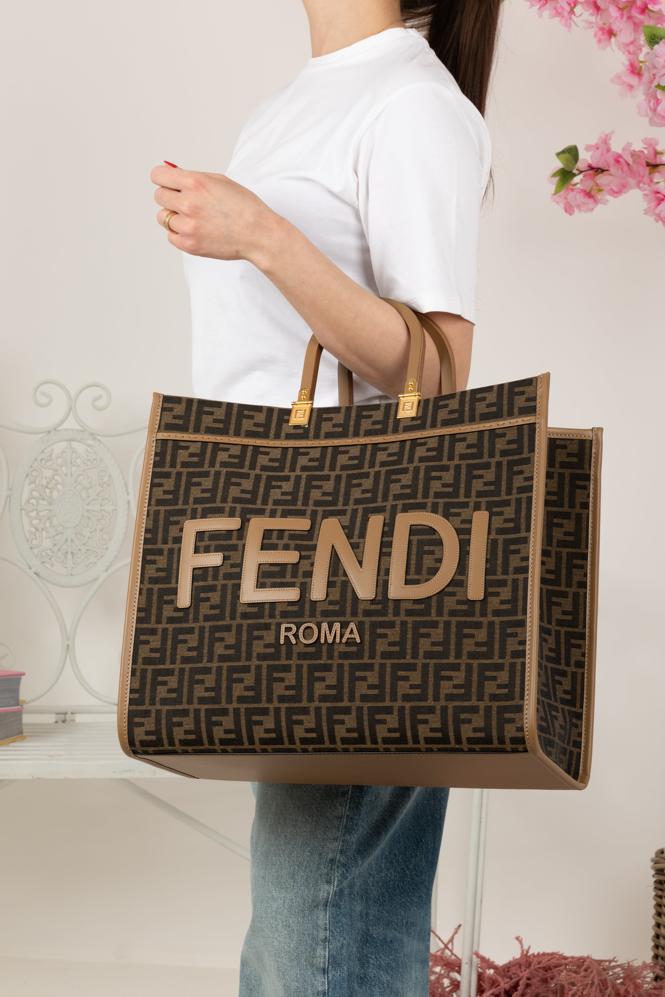 FENDI SHOPPING SUNSHINE GRANDE